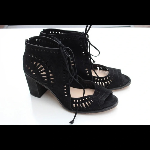 Vince Camuto cutout booties - Picture 5 of 13